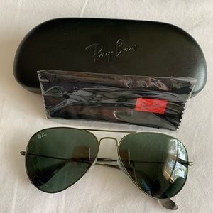 NWOT 😎 Women’s Ray-Ban Classic Aviator Sunglasses